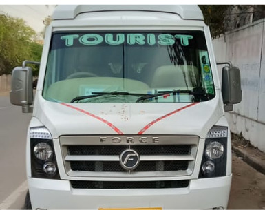 luxury tempo traveller hire in delhi